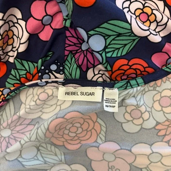 Floral Faux Wrap Dress with Short Sleeves - Picture 7 of 7